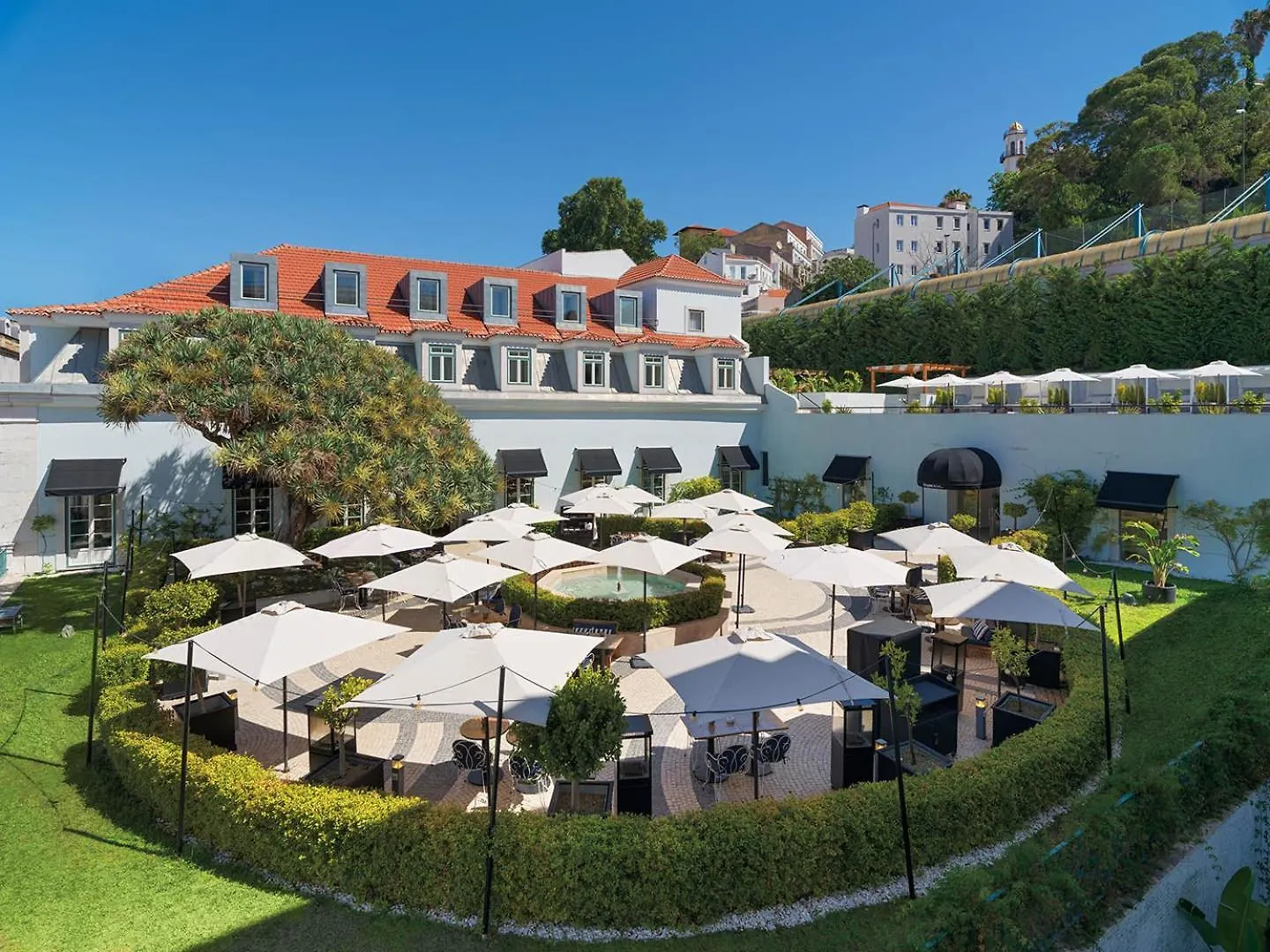 ***** Hotel The One Palacio Da Anunciada Lisbon Portugal